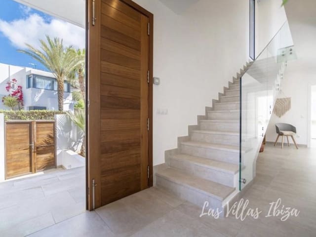 4 sypialnia Willa na sprzedaż w Santa Eulalia / Santa Eularia - 2 090 000 € (Ref: 9349333)