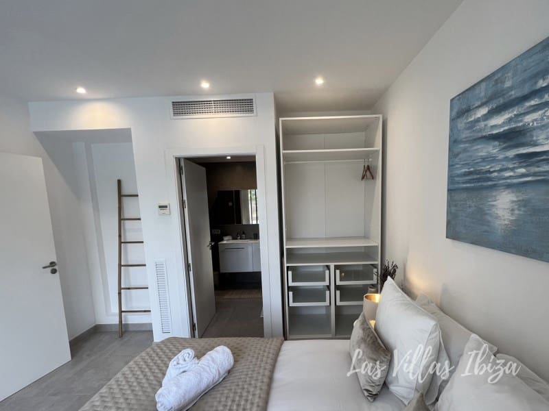 4 sypialnia Willa na sprzedaż w Santa Eulalia / Santa Eularia - 2 090 000 € (Ref: 9349333)