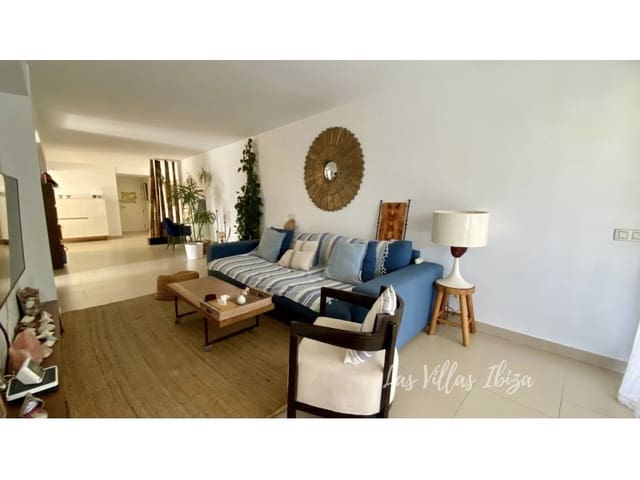 2 bedroom Apartment for sale in Ibiza / Eivissa town - € 880,000 (Ref: 9349334)