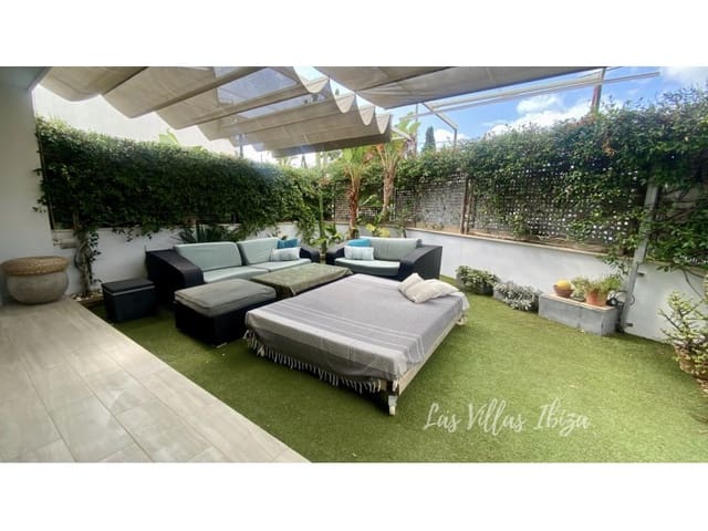 2 bedroom Apartment for sale in Ibiza / Eivissa town - € 880,000 (Ref: 9349334)