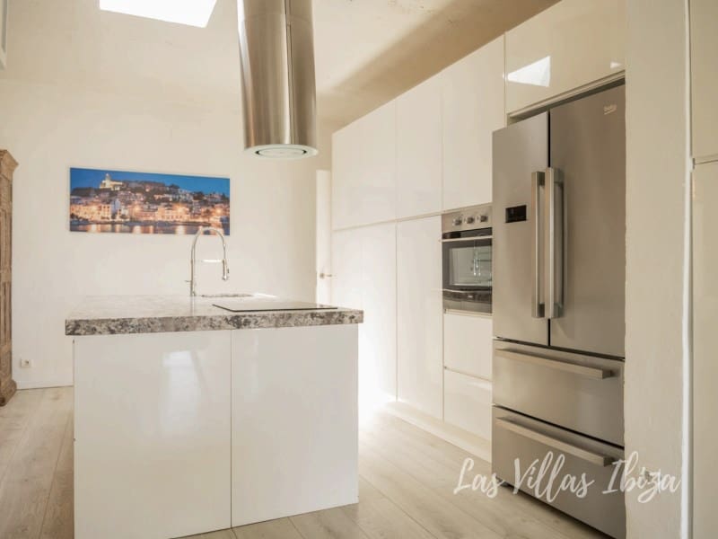 8 soverom Villa til salgs i Sant Jordi de Ses Salines - € 2 100 000 (Ref: 9353399)