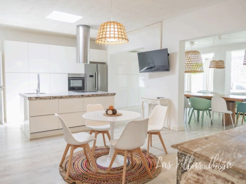 8 soverom Villa til salgs i Sant Jordi de Ses Salines - € 2 100 000 (Ref: 9353399)