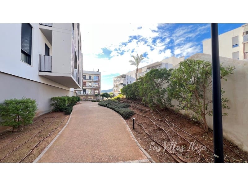 3 bedroom Apartment for sale in Ibiza / Eivissa town with garage - € 950,000 (Ref: 9398324)