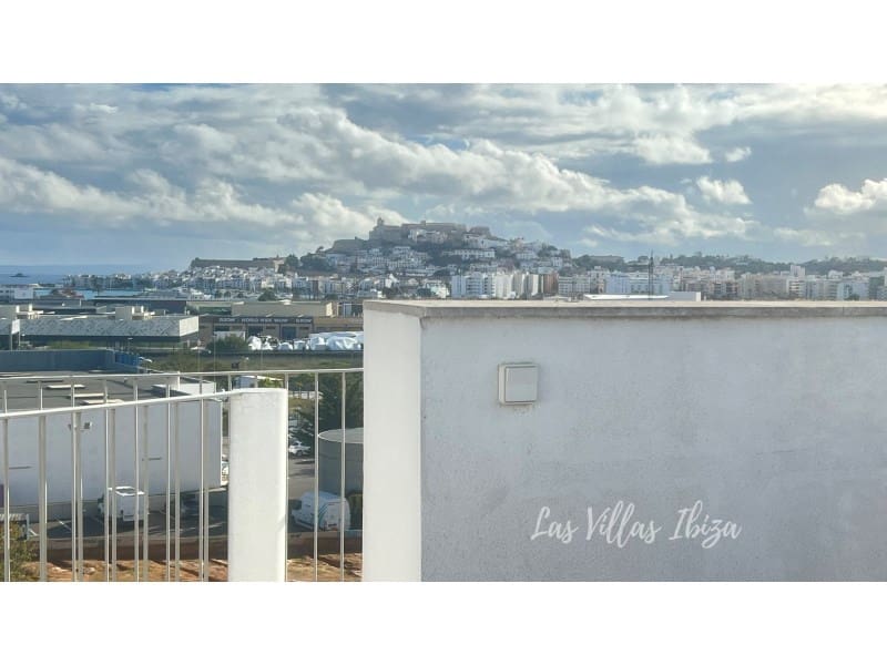 3 bedroom Apartment for sale in Ibiza / Eivissa town with garage - € 950,000 (Ref: 9398324)