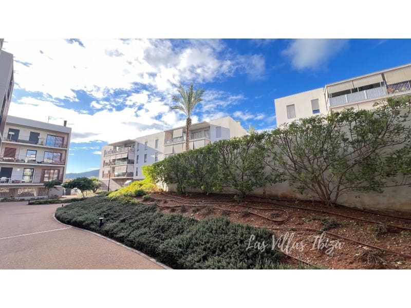 3 bedroom Apartment for sale in Ibiza / Eivissa town with garage - € 950,000 (Ref: 9398324)