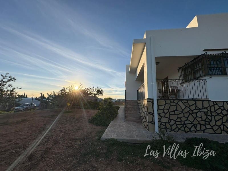 4 soveværelse Finca/Landehus til salg i San Jose / Sant Josep de Sa Talaia - € 2.000.000 (Ref: 9438255)