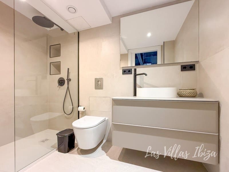 3 slaapkamer Villa te koop in Cala Vadella - € 970.000 (Ref: 9452129)