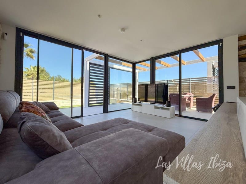 3 slaapkamer Villa te koop in Cala Vadella - € 970.000 (Ref: 9452129)