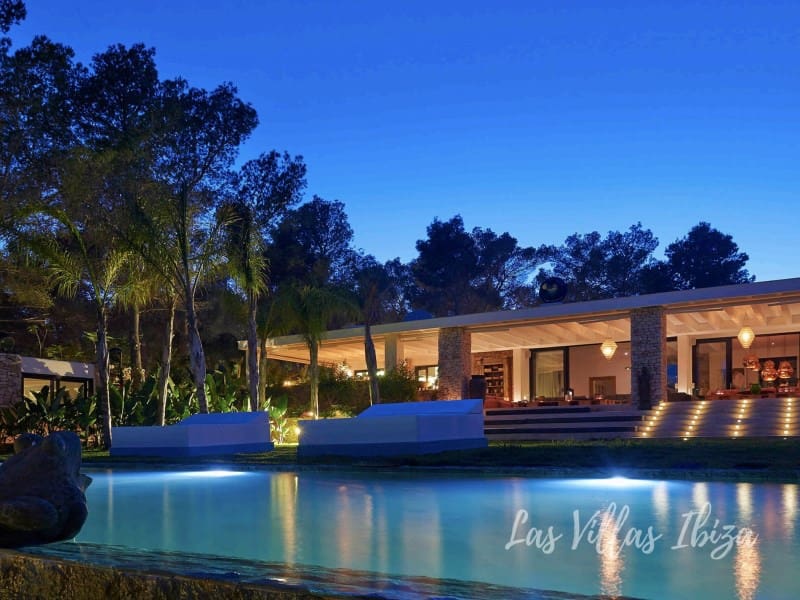 9 sovrum Villa till salu i Es Cubells med pool - 18 800 000 € (Ref: 9488460)