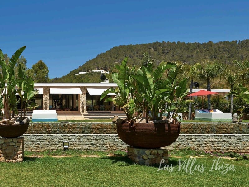 9 sovrum Villa till salu i Es Cubells med pool - 18 800 000 € (Ref: 9488460)