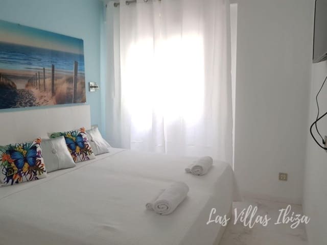 2 slaapkamer Appartement te koop in Ibiza dorp - € 965.000 (Ref: 9497195)