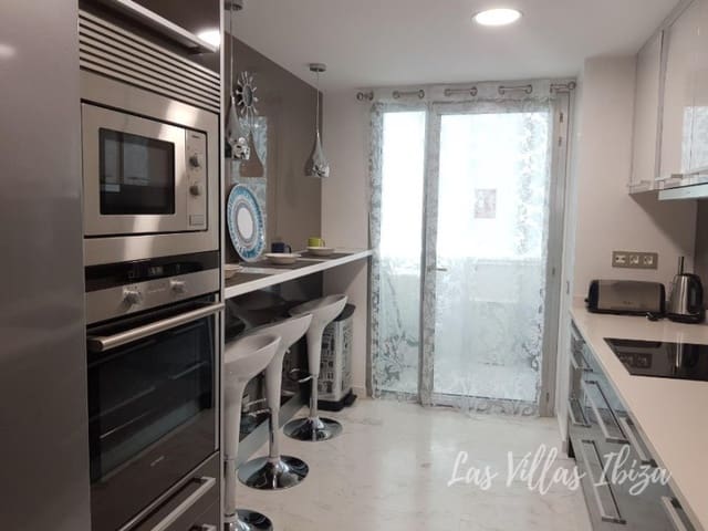 2 slaapkamer Appartement te koop in Ibiza dorp - € 965.000 (Ref: 9497195)