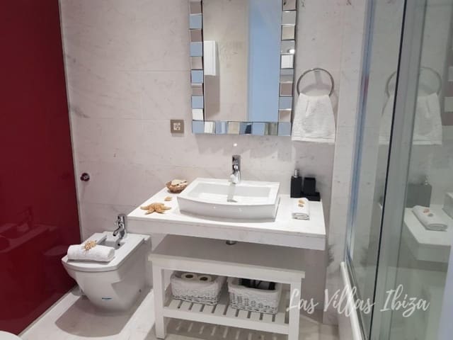 2 slaapkamer Appartement te koop in Ibiza dorp - € 965.000 (Ref: 9497195)