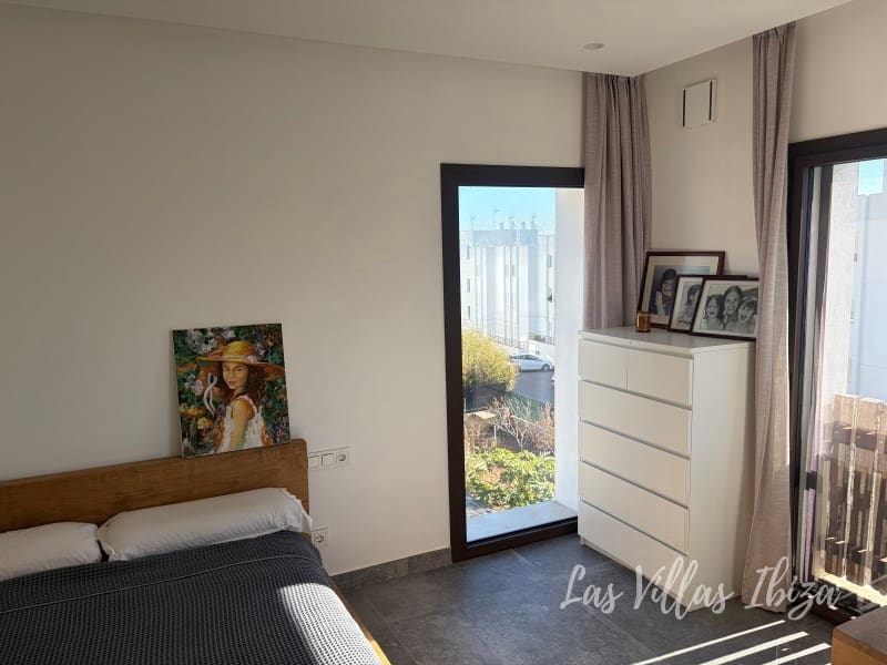 3 bedroom Villa for sale in Santa Eulalia / Santa Eularia with pool - € 3,250,000 (Ref: 9504667)