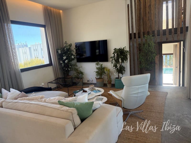 3 bedroom Villa for sale in Santa Eulalia / Santa Eularia with pool - € 3,250,000 (Ref: 9504667)