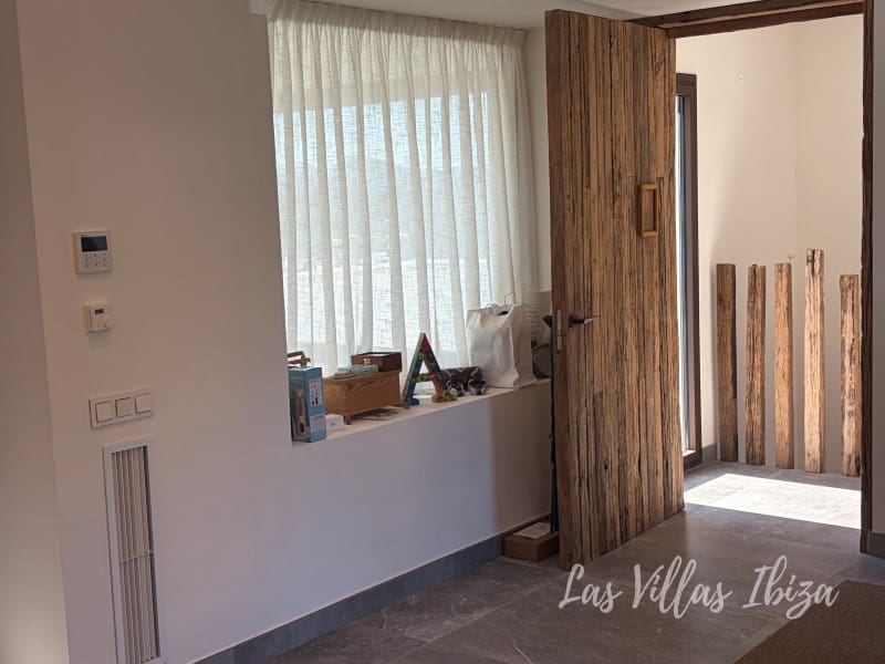 3 bedroom Villa for sale in Santa Eulalia / Santa Eularia with pool - € 3,250,000 (Ref: 9504667)