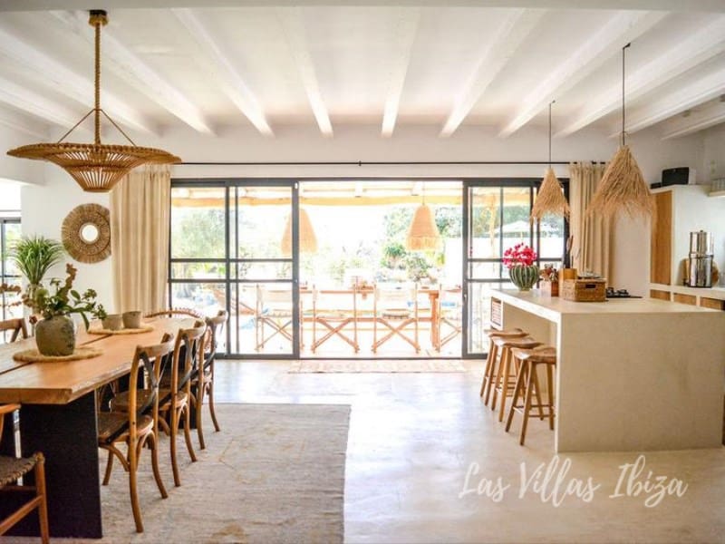 4 bedroom Villa for sale in Es Cubells - € 2,900,000 (Ref: 9535941)