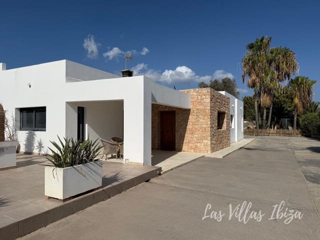 4 quarto Moradia para venda em Sant Jordi de Ses Salines, San Jose / Sant Josep de Sa Talaia com piscina - 2 180 000 € (Ref: 9543386)