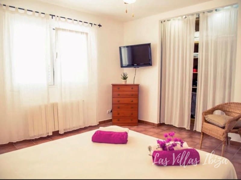 3 quarto Moradia para venda em Sant Jordi de Ses Salines - 1 850 000 € (Ref: 9547863)