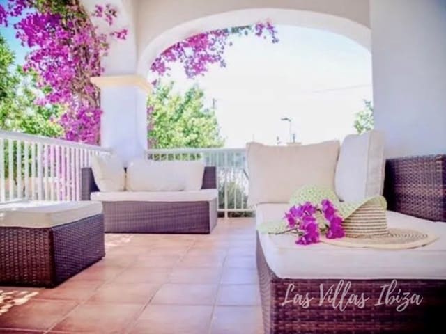 3 quarto Moradia para venda em Sant Jordi de Ses Salines, San Jose / Sant Josep de Sa Talaia - 1 850 000 € (Ref: 9547863)