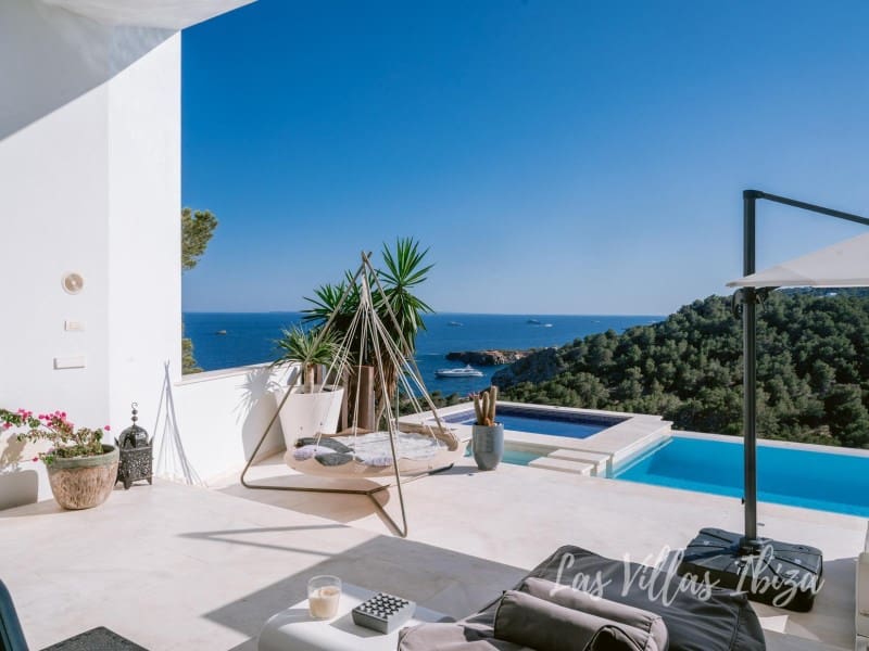 6 bedroom Villa for sale in Roca Llisa with pool - € 4,900,000 (Ref: 9568667)