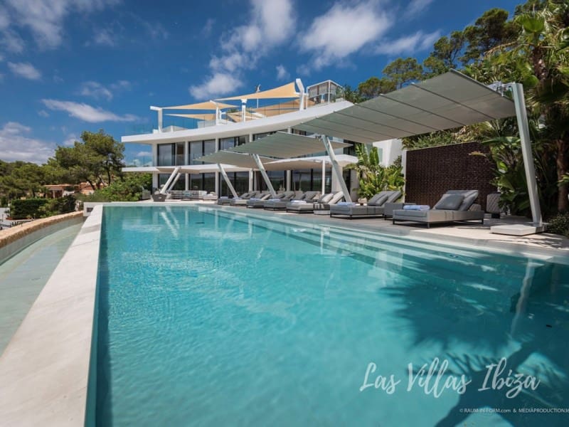 9 makuuhuone Huvila myytävänä paikassa Roca Llisa mukana uima-altaan - 9 800 000 € (Ref: 9574864)