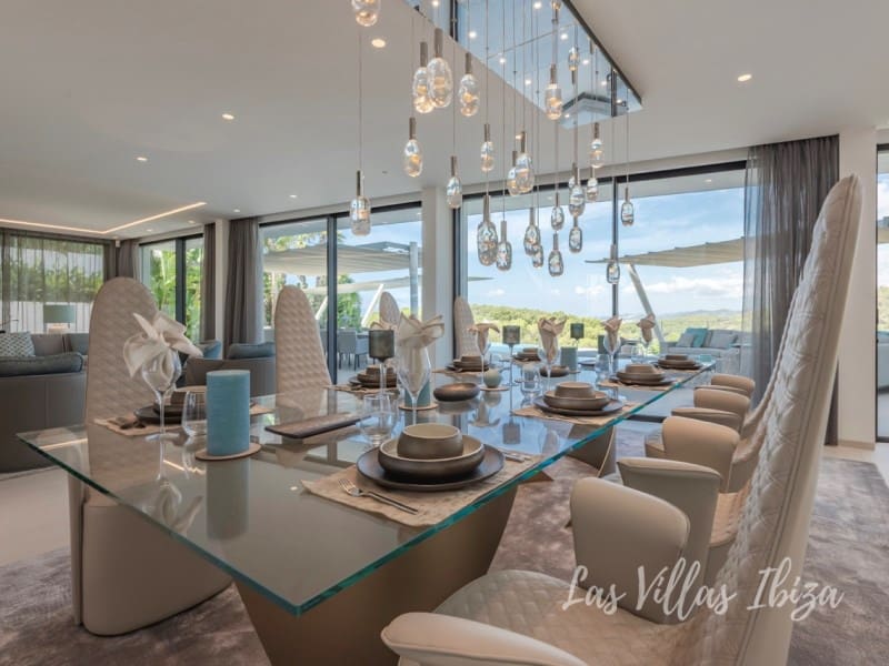 9 makuuhuone Huvila myytävänä paikassa Roca Llisa mukana uima-altaan - 9 800 000 € (Ref: 9574864)