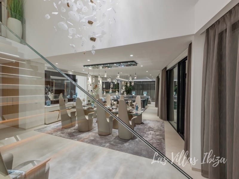 9 makuuhuone Huvila myytävänä paikassa Roca Llisa mukana uima-altaan - 9 800 000 € (Ref: 9574864)