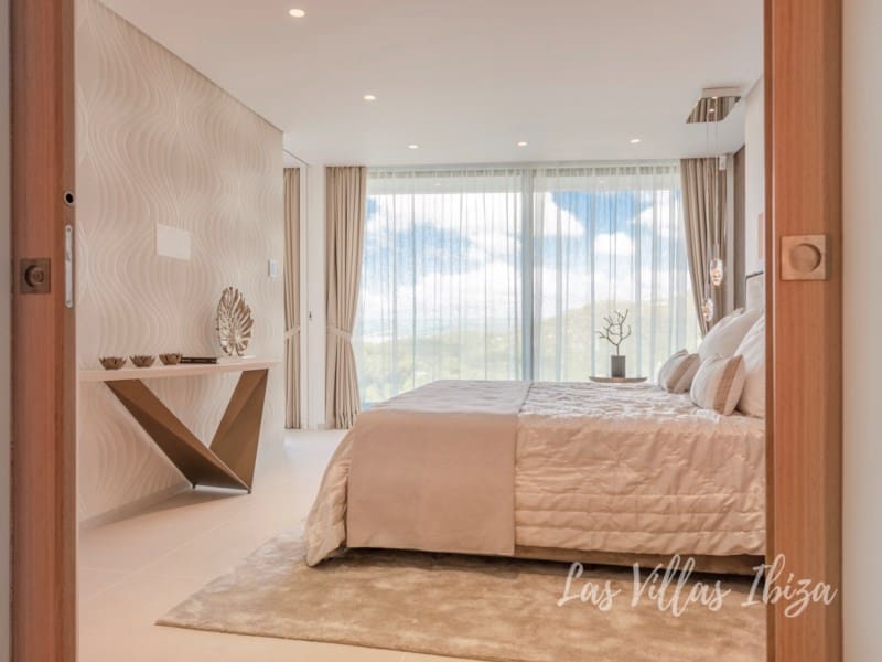 9 makuuhuone Huvila myytävänä paikassa Roca Llisa mukana uima-altaan - 9 800 000 € (Ref: 9574864)