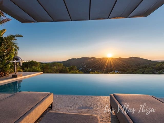 9 soveværelse Villa til salg i Roca Llisa, Santa Eulalia / Santa Eularia med swimmingpool - € 9.800.000 (Ref: 9574864)