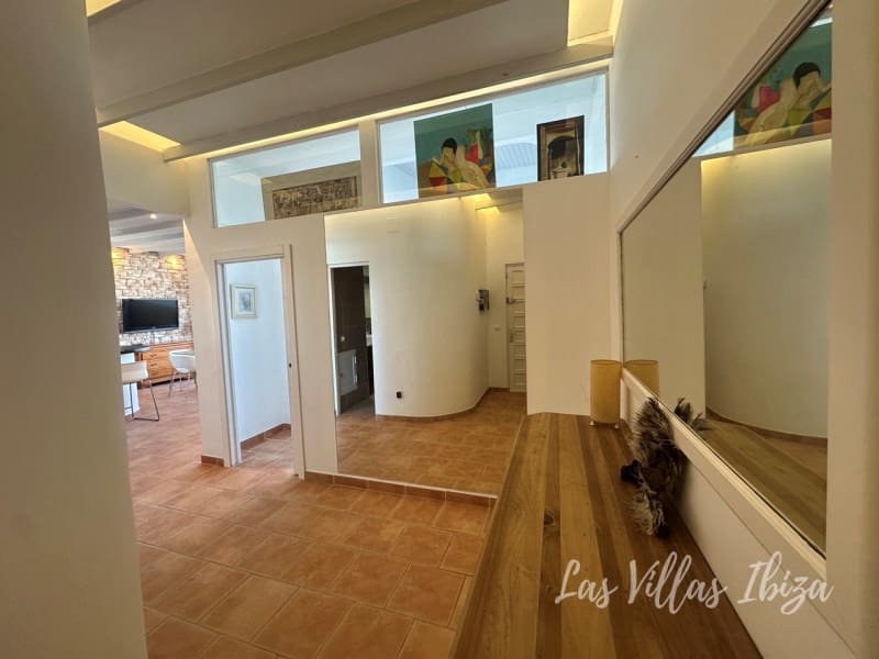Apartamento de 2 habitaciones en San Jose / Sant Josep de Sa Talaia en alquiler - 3.000 € (Ref: 9616161)