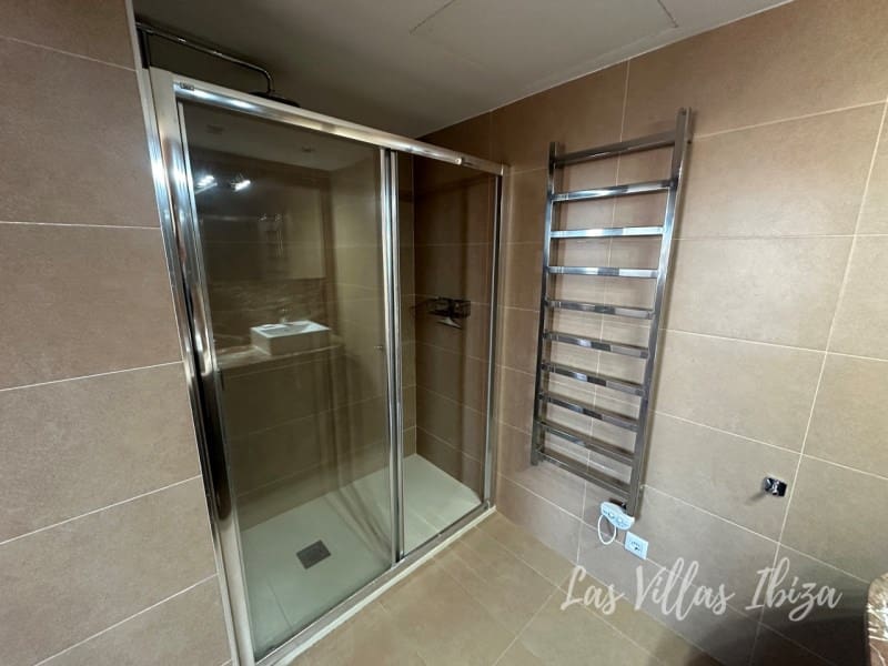 Apartamento de 2 habitaciones en San Jose / Sant Josep de Sa Talaia en alquiler - 3.000 € (Ref: 9616161)