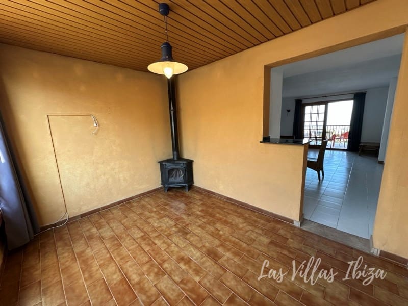 Apartamento de 3 habitaciones en Santa Eulalia / Santa Eularia en alquiler con garaje - 3.300 € (Ref: 9627565)