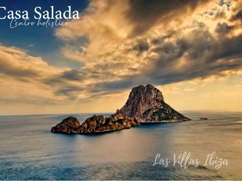 Hotel de 14 habitaciones en Cala Salada en venta con piscina garaje - 13.800.000 € (Ref: 9629985)