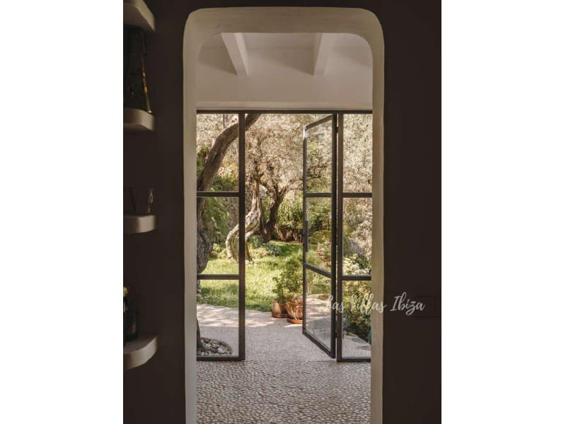 4 quarto Moradia para venda em Es Cubells com piscina garagem - 11 500 000 € (Ref: 9721509)