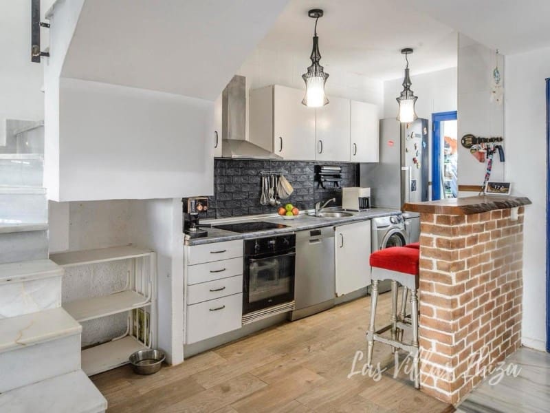 3 soveværelse Byhus til salg i Sant Agusti des Vedra - € 790.000 (Ref: 9751850)