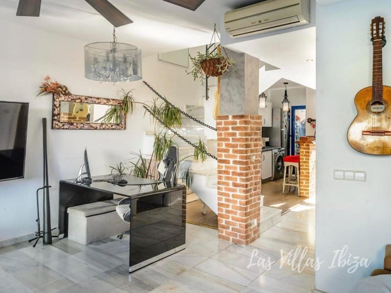 3 soveværelse Byhus til salg i Sant Agusti des Vedra - € 790.000 (Ref: 9751850)