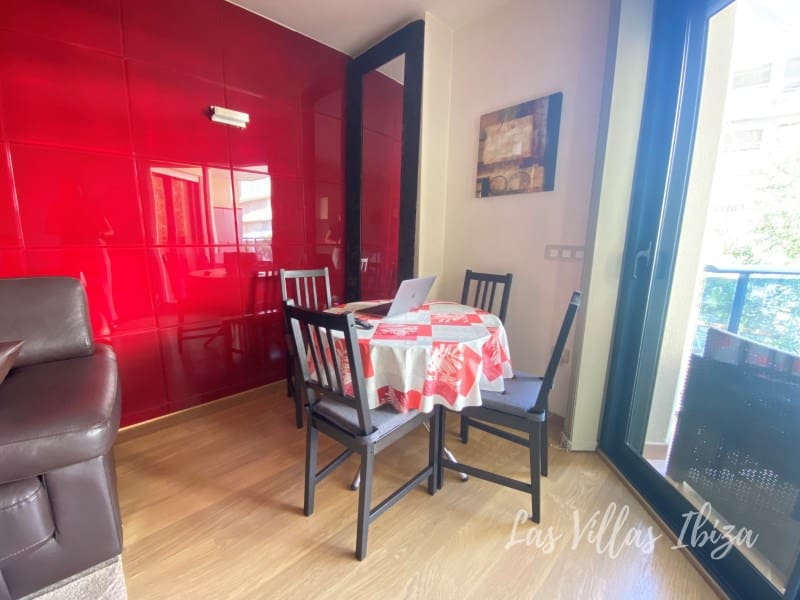 1 makuuhuone Huoneisto vuokrattavana paikassa Ibiza kaupunki mukana 
autotalli - 2 750 € (Ref: 9770523)