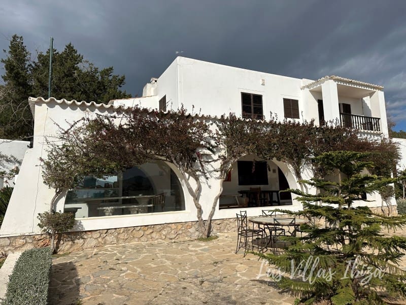 7 soveværelse Villa til salg i Sant Antoni de Portmany med swimmingpool - € 4.680.000 (Ref: 9772857)