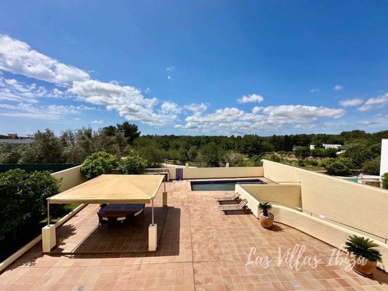 4 bedroom Villa for sale in Santa Gertrudis de Fruitera with pool garage - € 3,000,000 (Ref: 9814349)