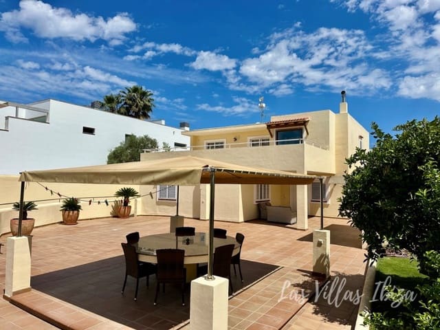 4 chambre Villa/Maison à vendre à Santa Gertrudis de Fruitera, Santa Eulalia / Santa Eularia avec piscine garage - 3 000 000 € (Ref: 9814349)