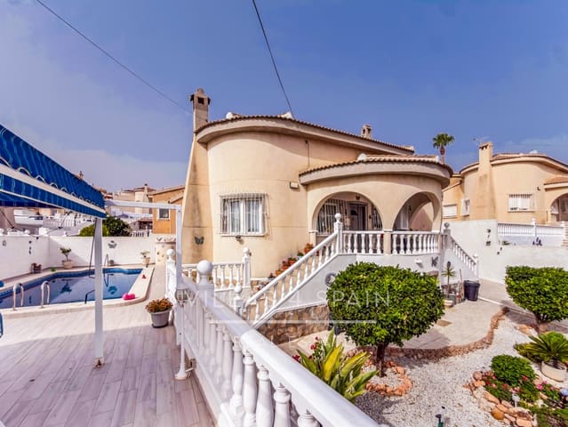 3 sovrum Villa till salu i Ciudad Quesada, Rojales med pool - 420 000 € (Ref: 10002577)