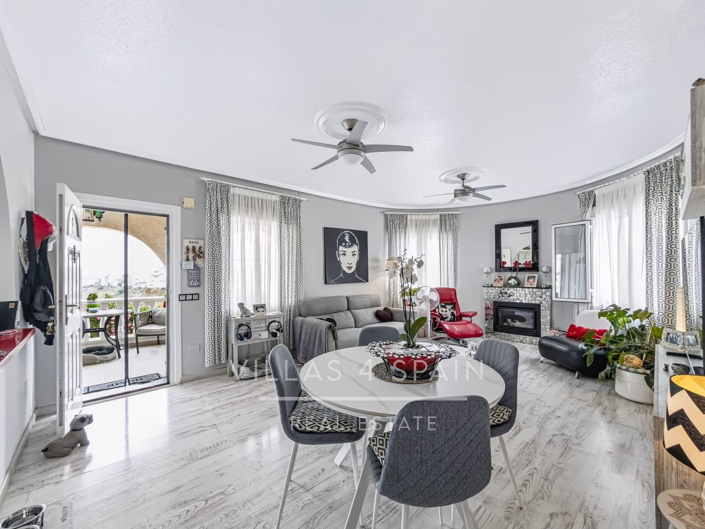 3 sovrum Villa till salu i Ciudad Quesada med pool - 420 000 € (Ref: 10002577)