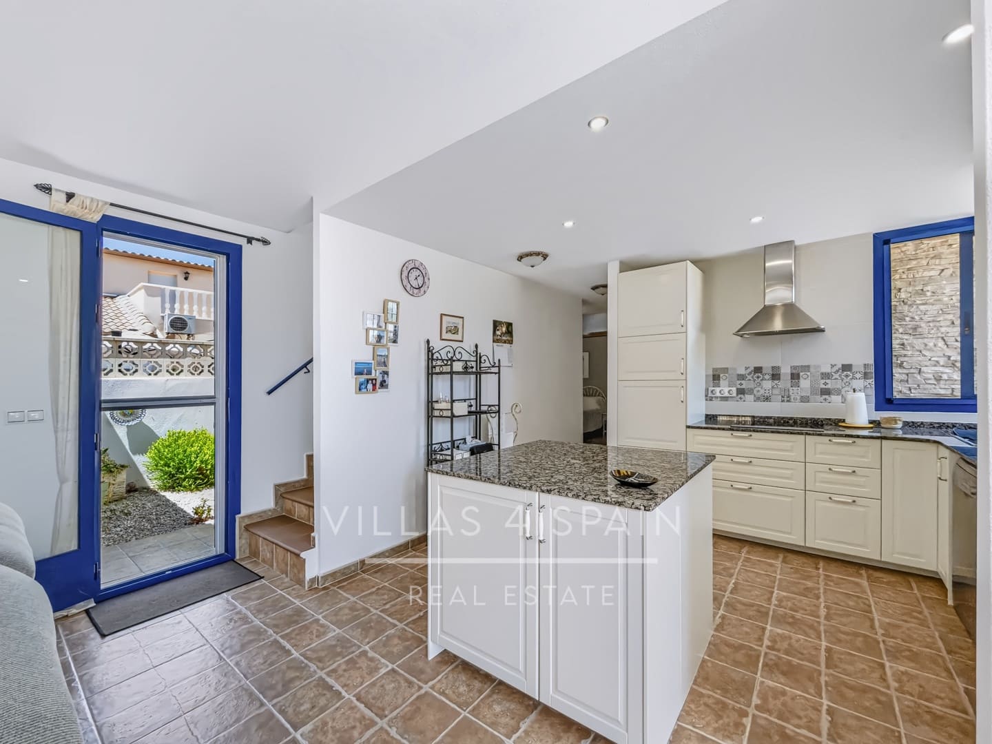 3 soveværelse Villa til salg i Fortuna med swimmingpool garage - € 259.000 (Ref: 10010238)