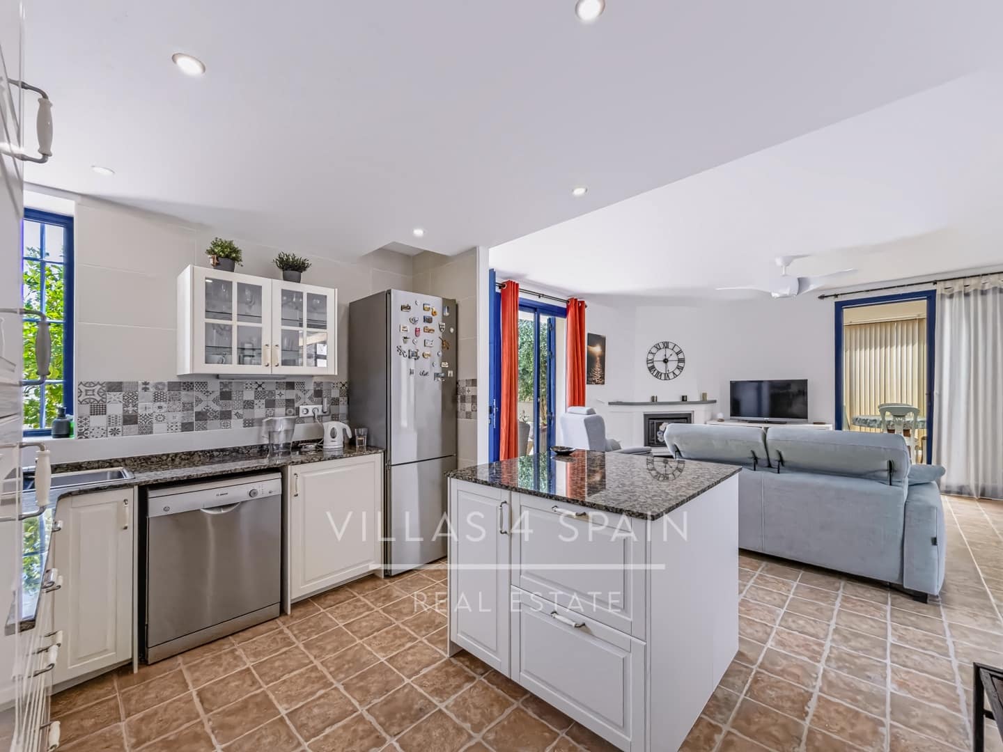 3 soveværelse Villa til salg i Fortuna med swimmingpool garage - € 259.000 (Ref: 10010238)