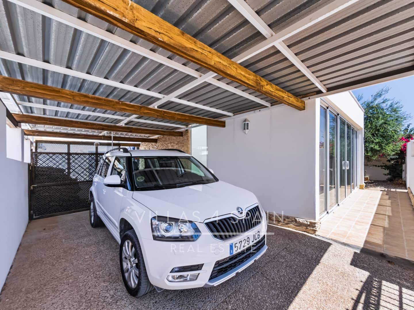 3 soveværelse Villa til salg i Fortuna med swimmingpool garage - € 259.000 (Ref: 10010238)