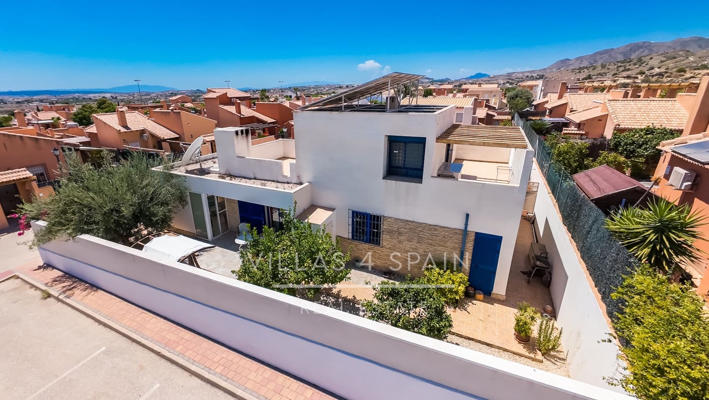 3 soveværelse Villa til salg i Fortuna med swimmingpool garage - € 259.000 (Ref: 10010238)