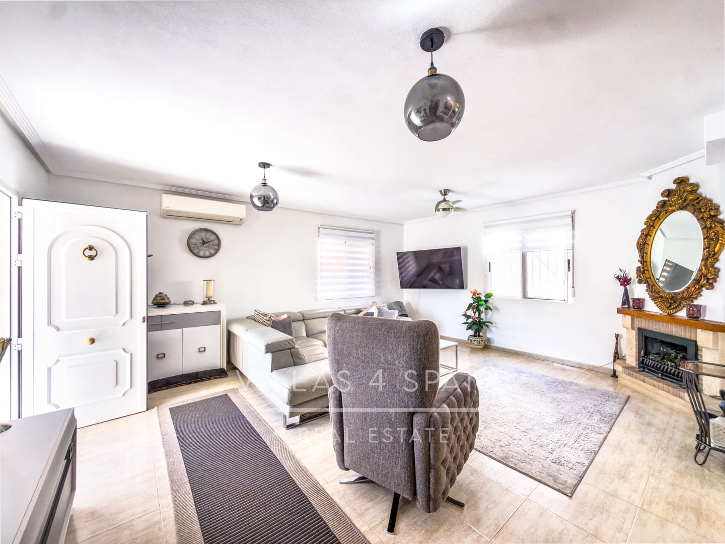 3 makuuhuone Huvila myytävänä paikassa Villamartin mukana uima-altaan - 339 000 € (Ref: 10080359)