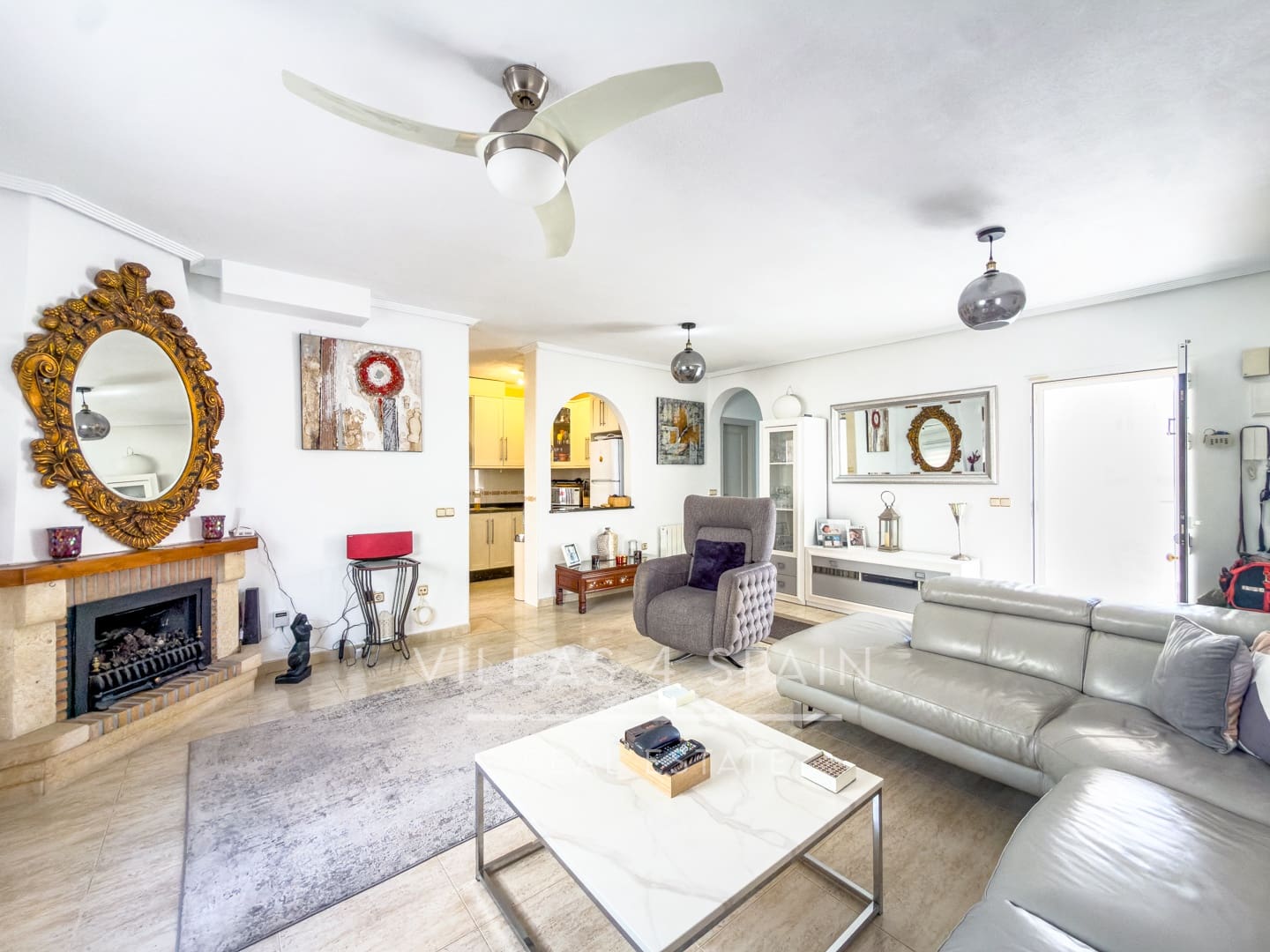 3 makuuhuone Huvila myytävänä paikassa Villamartin mukana uima-altaan - 339 000 € (Ref: 10080359)