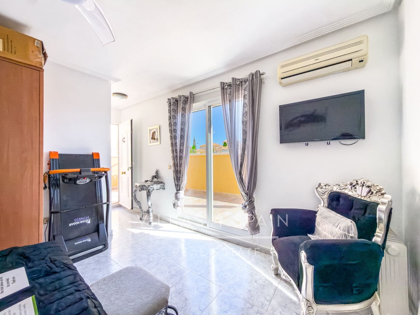3 makuuhuone Huvila myytävänä paikassa Villamartin mukana uima-altaan - 339 000 € (Ref: 10080359)